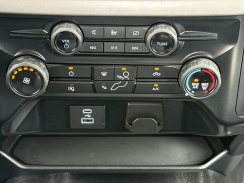 Used 2024 Ford F150 XL RWD image 28