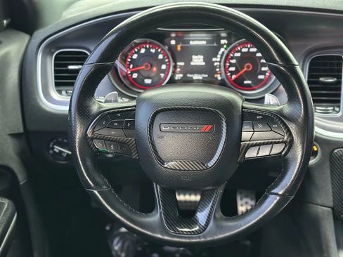 Used 2019 Dodge Charger Scat Pack RWD image 18