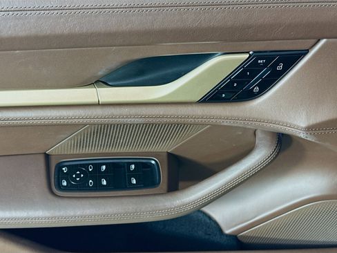 Certified 2020 Porsche Taycan 4S image 11