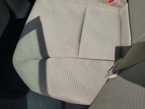 Used 2017 Honda Accord LX image 11