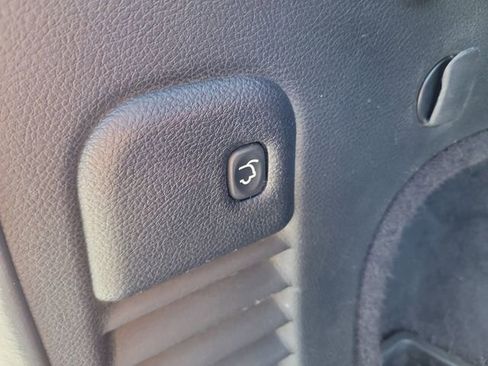 Used 2014 Jeep Grand Cherokee Altitude AWD/4WD image 10