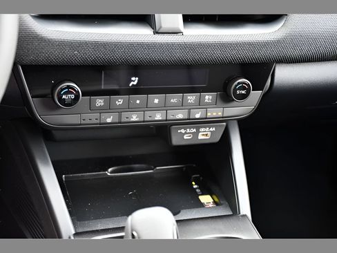 New 2026 Subaru Outback Limited AWD/4WD image 37