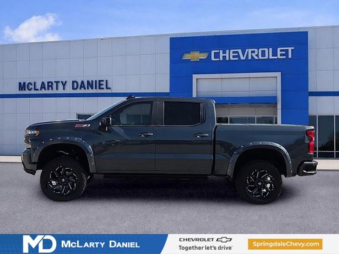 Used 2019 Chevrolet Silverado 1500 RST AWD/4WD image 3