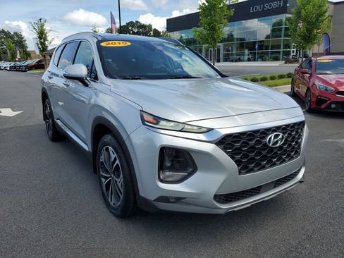 Used 2019 Hyundai Santa Fe Limited FWD image 3
