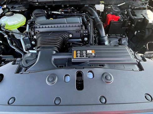 New 2025 Lincoln Nautilus Reserve image 11