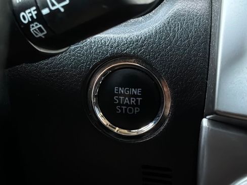 Used 2023 Toyota 4Runner SR5 Premium w/ Moonroof Package RWD image 30