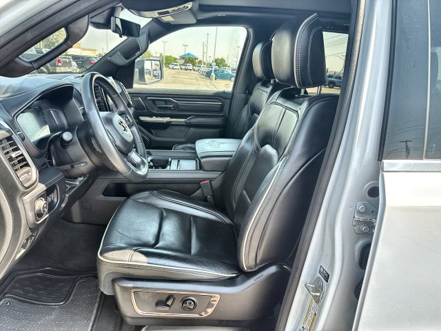 Used 2024 RAM 1500 Limited AWD/4WD image 11
