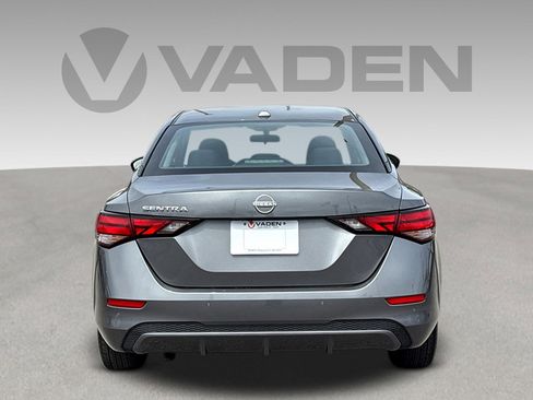 Used 2025 Nissan Sentra SV FWD image 18