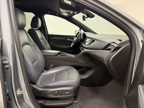 Used 2024 Buick Enclave Essence w/ Technology Package image 27