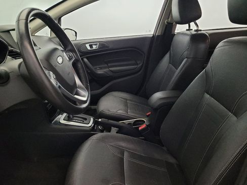 Used 2016 Ford Fiesta Titanium FWD image 17