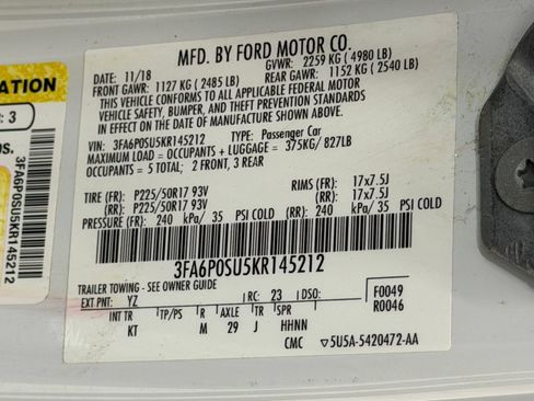 Used 2019 Ford Fusion Energi Titanium FWD image 28