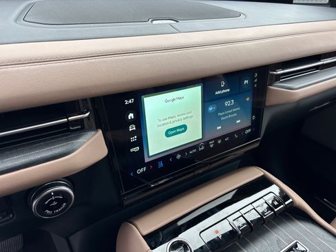 New 2026 Lincoln Navigator L Black Label AWD/4WD image 21
