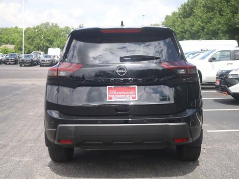 New 2026 Nissan Rogue SV AWD/4WD image 5