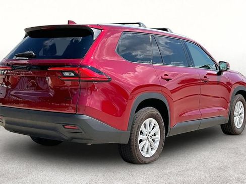 Used 2024 Toyota Grand Highlander AWD image 13