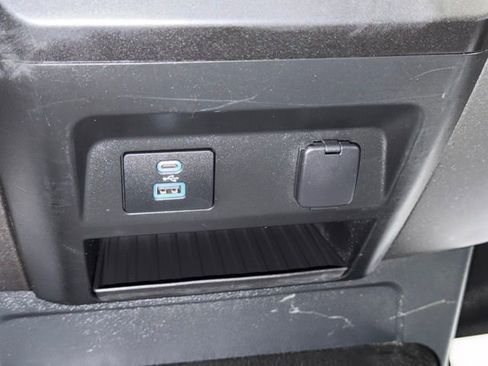 Used 2022 Ford F350 XL w/ Power Equipment Group AWD/4WD image 25