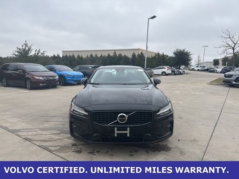 Certified 2025 Volvo S60 B5 Plus image 2