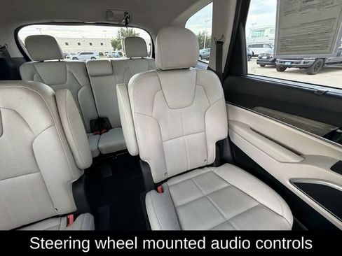 Used 2021 Kia Telluride EX w/ EX Premium Package AWD/4WD image 17