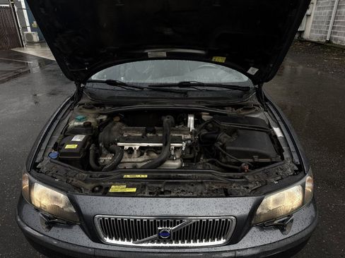 Used 2004 Volvo V70 2.5T image 34
