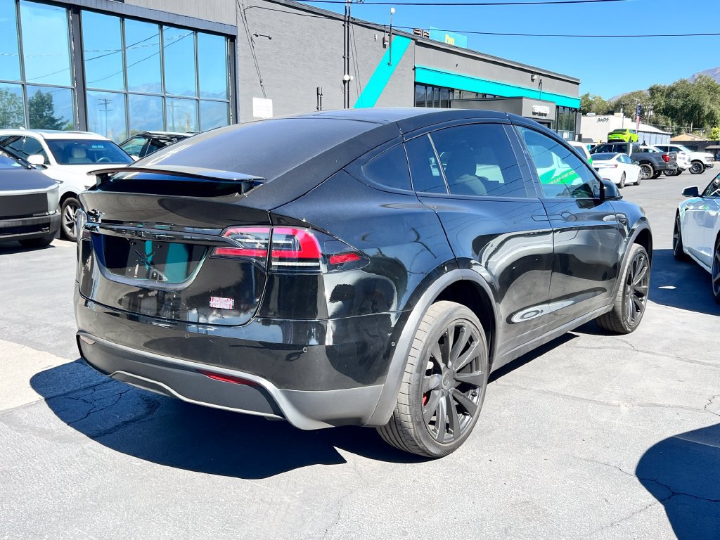 Used 2022 Tesla Model X Plaid AWD/4WD image 4