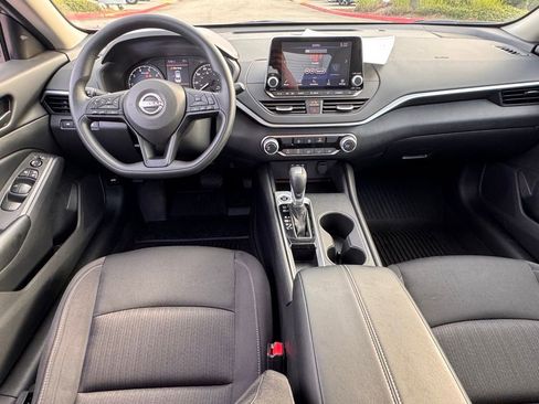 Certified 2025 Nissan Altima 2.5 S image 19