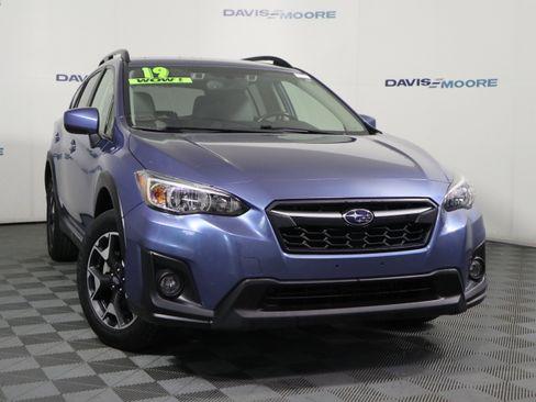 Used 2019 Subaru Crosstrek 2.0i Premium w/ Eyesight System image 2