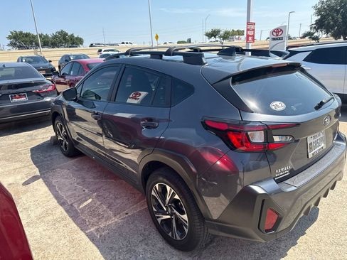 Used 2024 Subaru Crosstrek 2.0i Premium AWD/4WD image 9