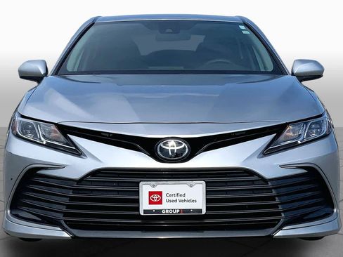 Used 2024 Toyota Camry LE FWD image 4