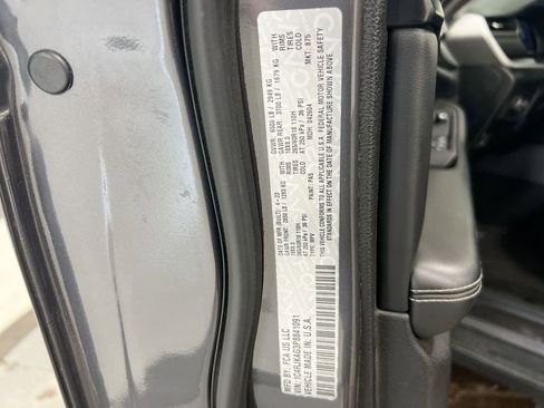 Used 2023 Jeep Grand Cherokee L Laredo w/ Luxury Tech Group I AWD/4WD image 28