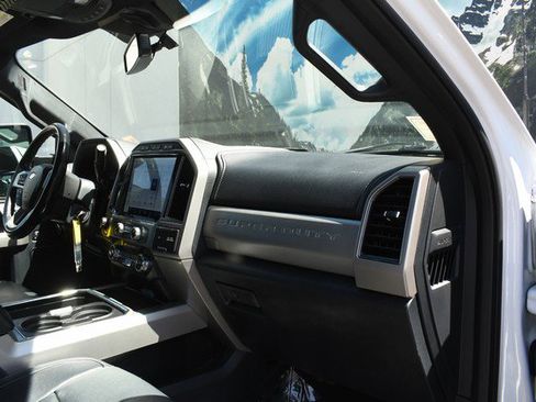 Used 2022 Ford F250 Lariat w/ Tremor Off-Road Package AWD/4WD image 24