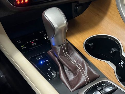 Used 2019 Lexus RX 450h 450h w/ Navigation Package image 21