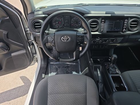 Used 2021 Toyota Tacoma SR AWD/4WD image 17