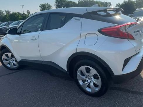 Certified 2020 Toyota C-HR LE FWD image 4