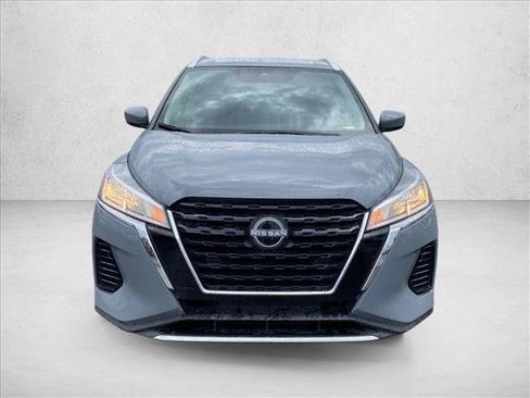 Used 2023 Nissan Kicks SV FWD image 4