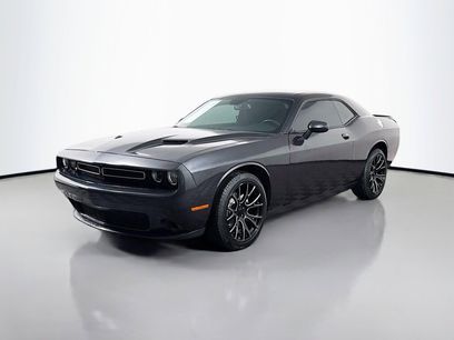 Used 2016 Dodge Challenger SXT