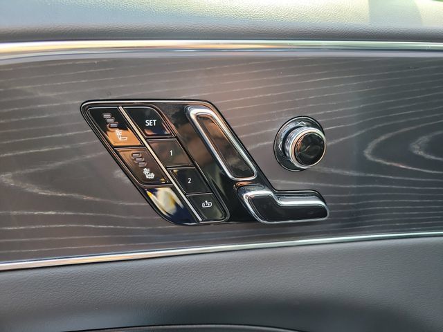 Certified 2024 Cadillac Lyriq Sport AWD/4WD image 22