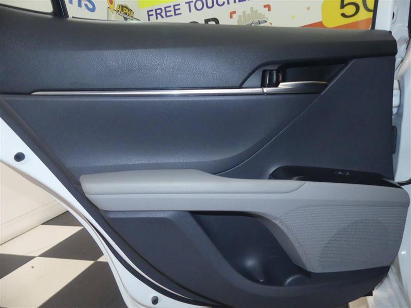 Used 2019 Toyota Camry LE FWD image 24