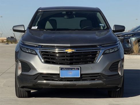 Certified 2024 Chevrolet Equinox LT w/ Driver Convenience Package image 7