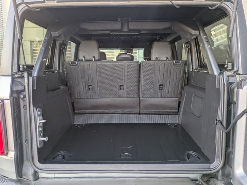 Used 2023 Ford Bronco Badlands w/ Sasquatch Package image 23