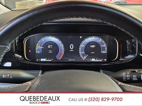 Used 2023 Jeep Wagoneer L Series II w/ Premium Group I AWD/4WD image 16