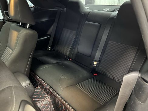 Used 2018 Dodge Challenger R/T RWD image 23