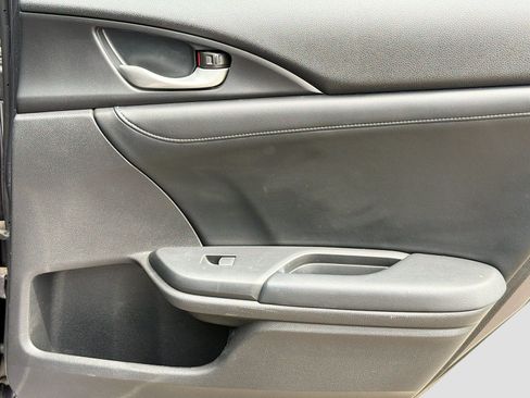 Used 2019 Honda Insight Touring image 26
