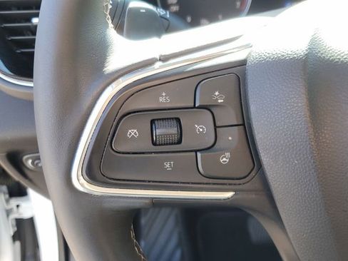 Used 2022 Buick Envision Essence w/ Safety Package image 20