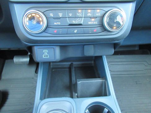 Used 2023 Ford Maverick Tremor AWD/4WD image 30