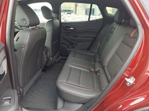 Certified 2025 Chevrolet Trax RS w/ Driver Confidence Package image 10