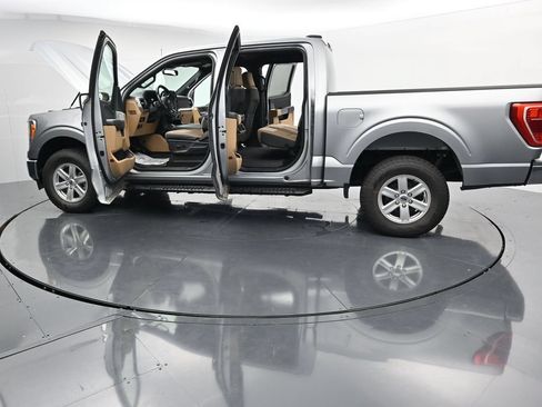 Used 2022 Ford F150 XLT w/ Equipment Group 301A Mid AWD/4WD image 37