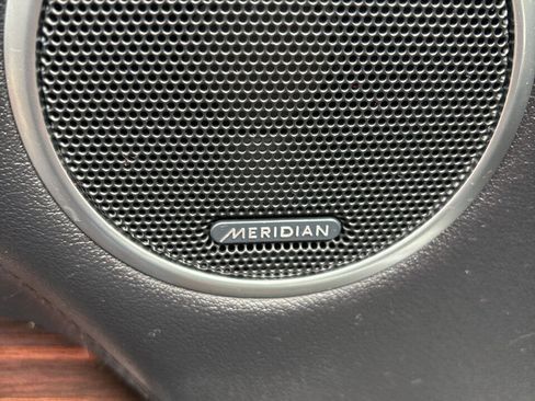 Used 2017 Land Rover Range Rover HSE image 23