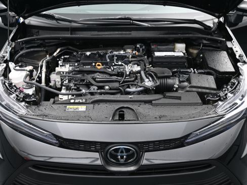Used 2026 Toyota Corolla LE FWD image 24