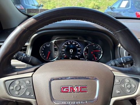 Certified 2019 GMC Acadia Denali w/ Technology Package AWD/4WD image 24