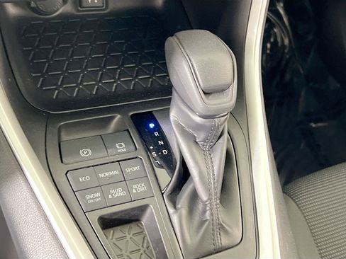 Used 2019 Toyota RAV4 LE w/ All Weather Liner Package image 16