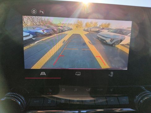 New 2026 GMC Canyon Elevation w/ Convenience Package image 11